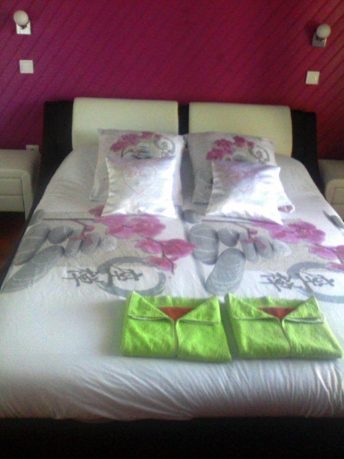 Le Jean Robert Bed & Breakfast Salazie Exterior foto
